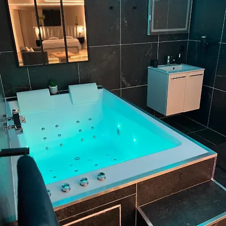 Anemos & Loft Jacuzzi Privatif