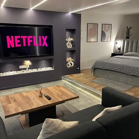 Anemos & Loft Jacuzzi Privatif Lägenhet Gargenville